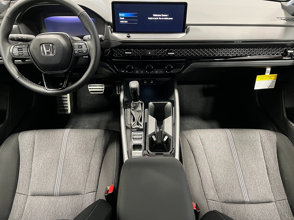 2025 Honda Accord Hybrid Sport photo 2