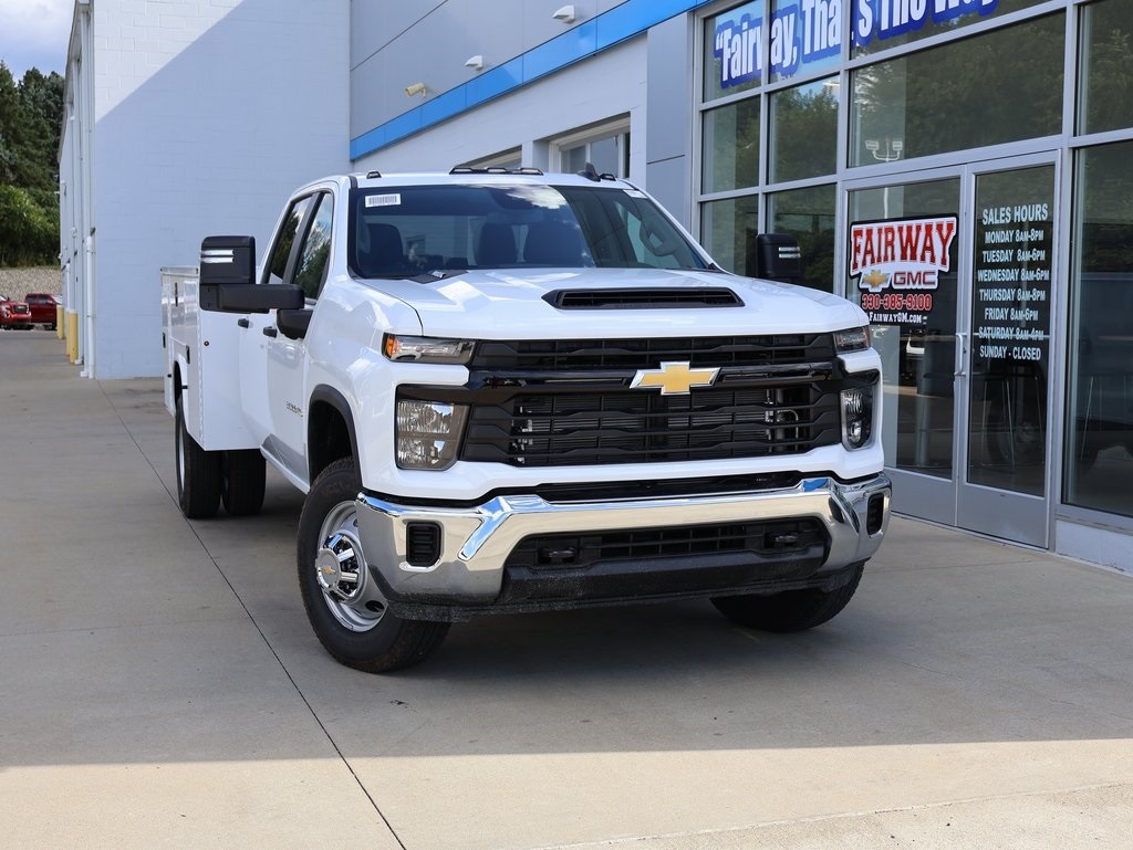 2025 Chevrolet Silverado 3500HD Work Truck photo 7