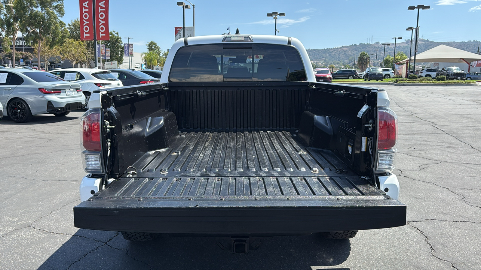2020 Toyota Tacoma TRD Sport photo 4