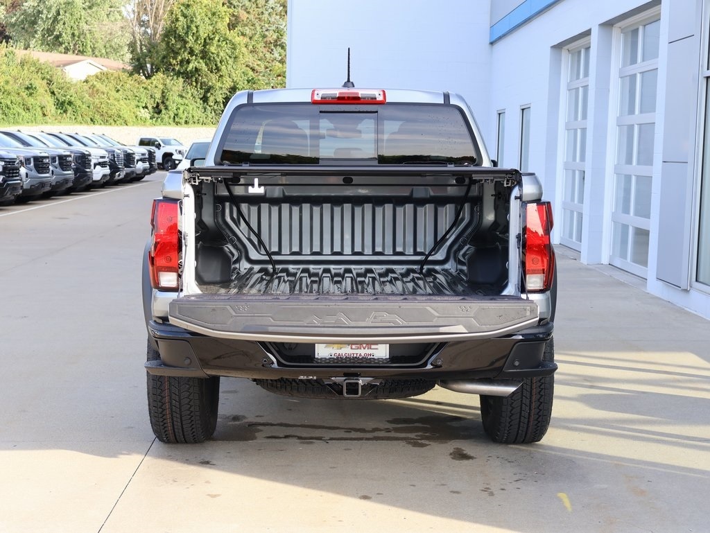 2026 Chevrolet Colorado Trail Boss photo 9