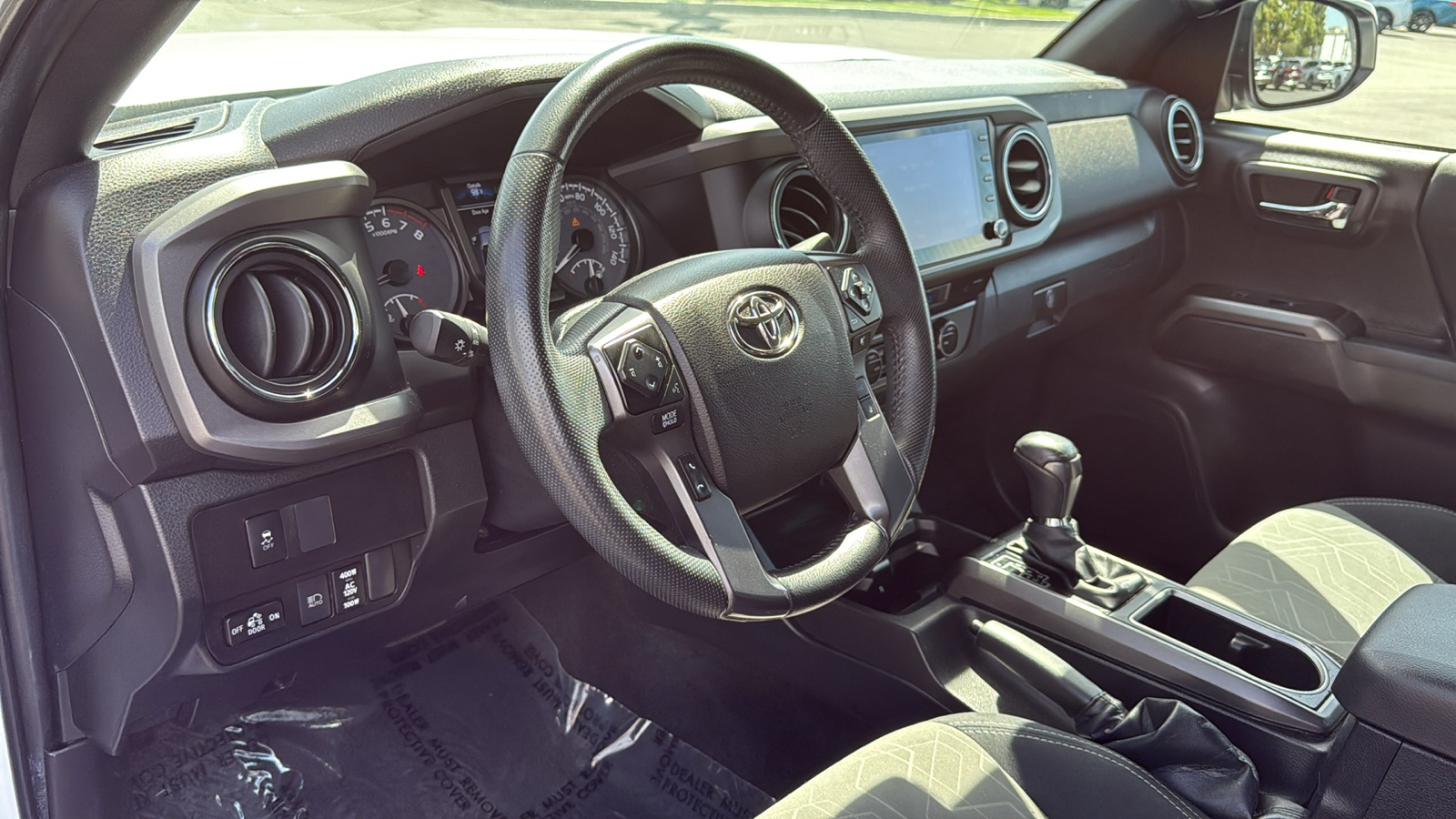 2022 Toyota Tacoma TRD Off-Road photo 10