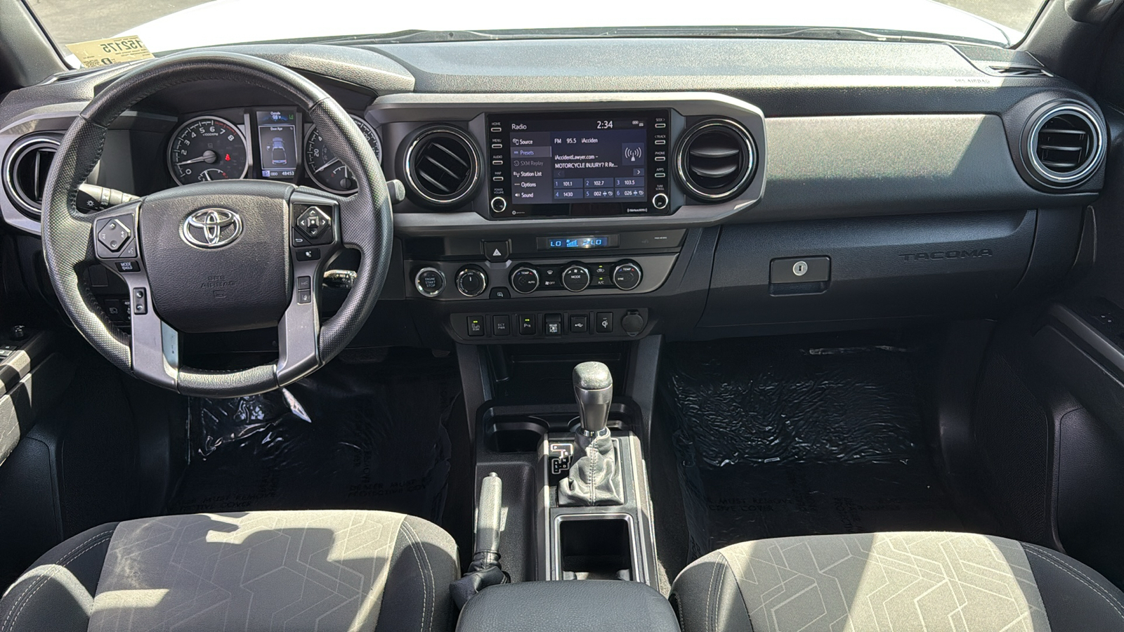 2022 Toyota Tacoma TRD Off-Road photo 5