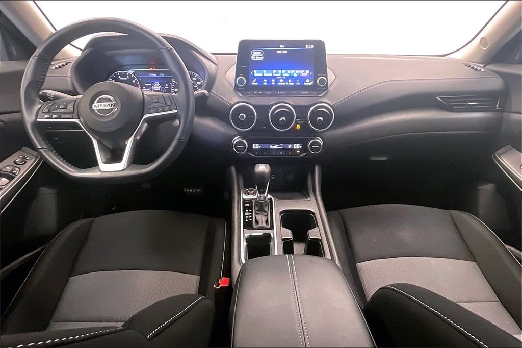 2021 Nissan Sentra SV photo 4