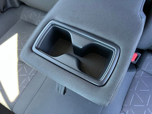 2024 Toyota RAV4 XLE photo 10