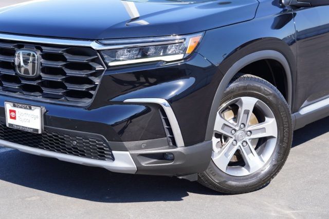 2023 Honda Pilot EX-L photo 2