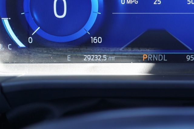 2022 Ford Escape SEL photo 14
