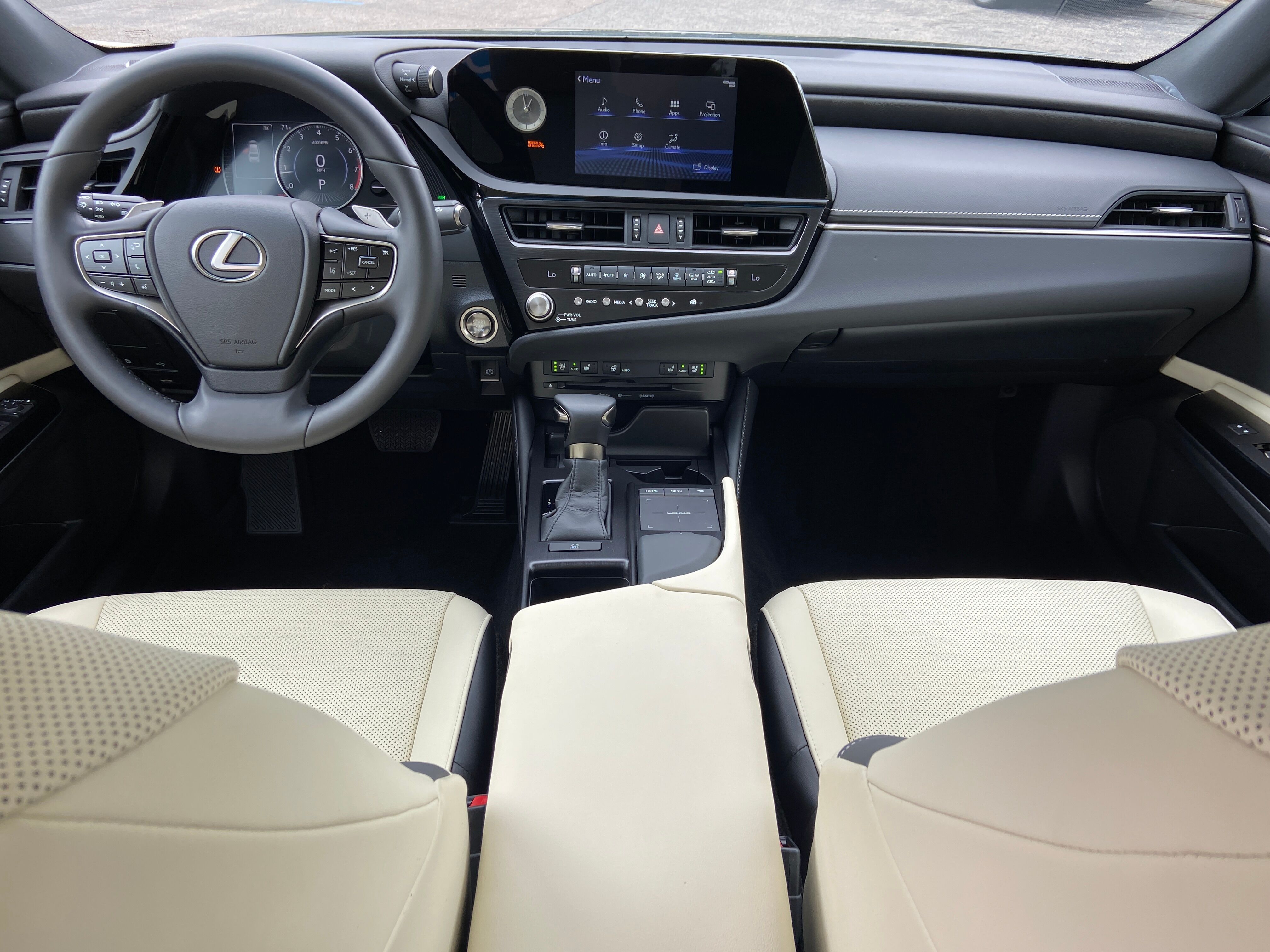 2022 Lexus ES 250 photo 2