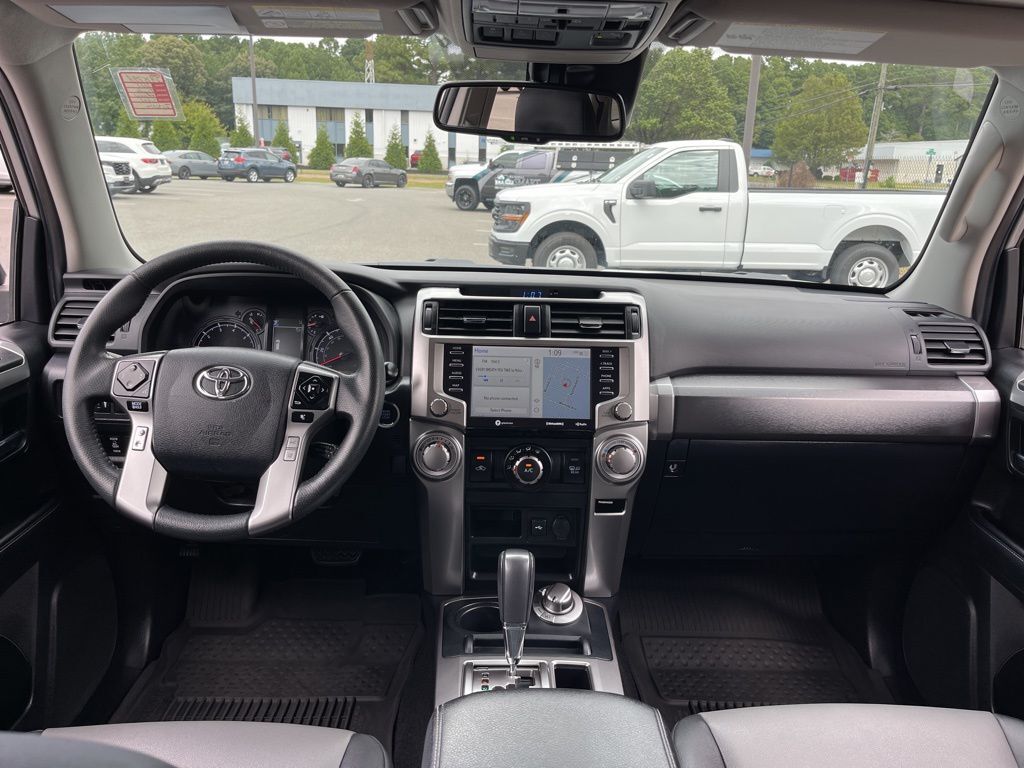 2021 Toyota 4Runner SR5 Premium photo 4