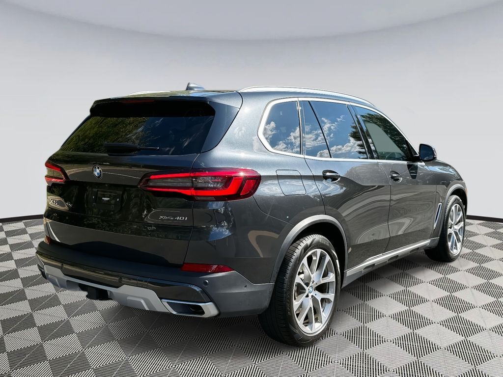 2022 Bmw X5 xDrive40i photo 2