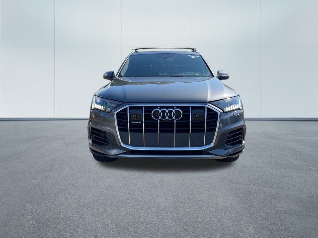 2021 Audi Q7 55 Prestige photo 3