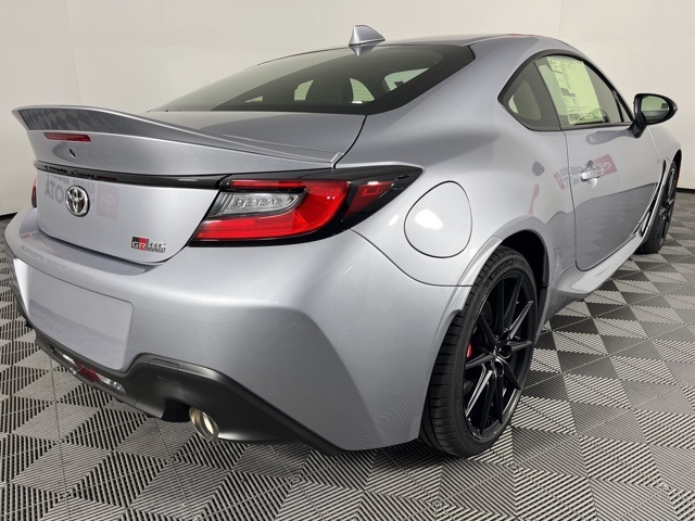 2025 Toyota GR86 Premium photo 5