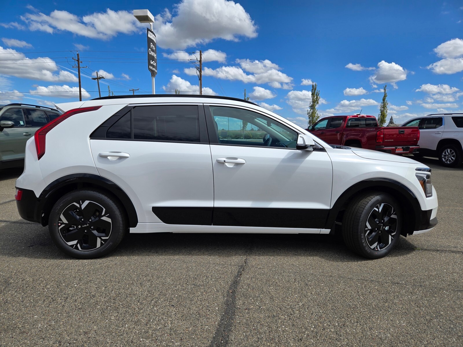 2025 Kia Niro EV Wind photo 2