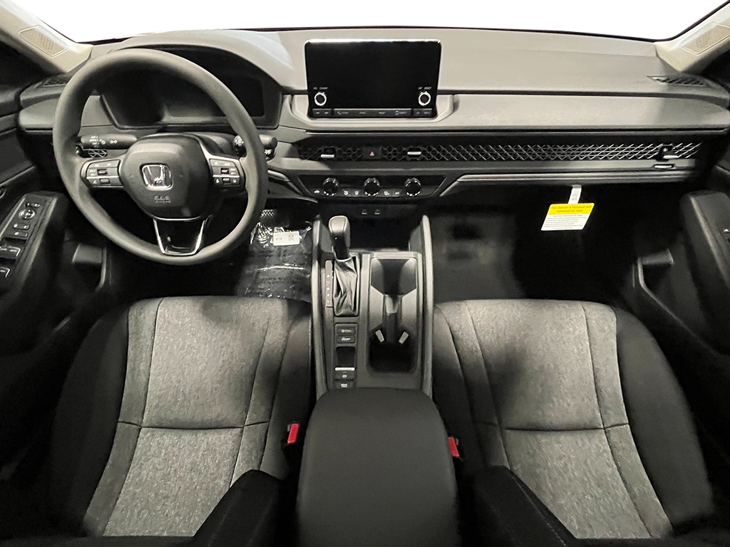 2025 Honda Accord SE photo 2