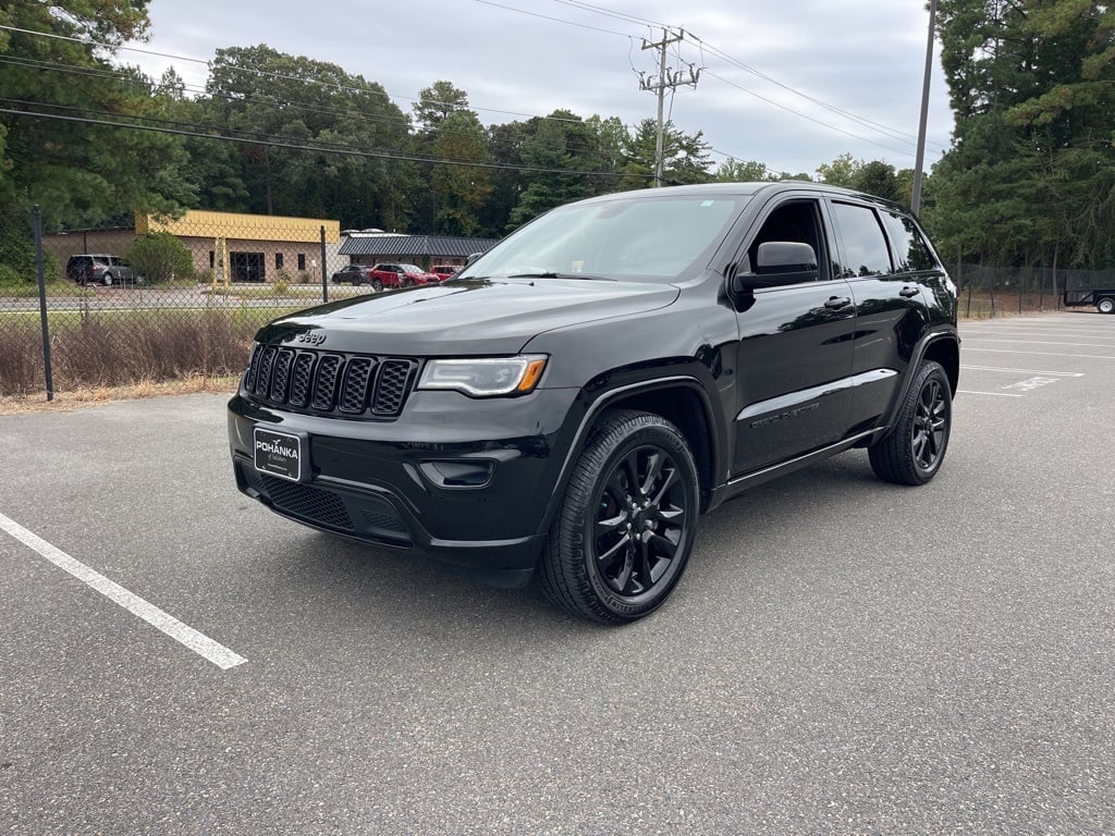 2020 Jeep Grand Cherokee Altitude photo 2