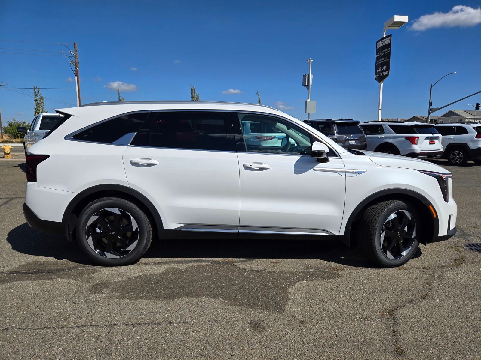 2025 Kia Sorento Hybrid EX photo 2