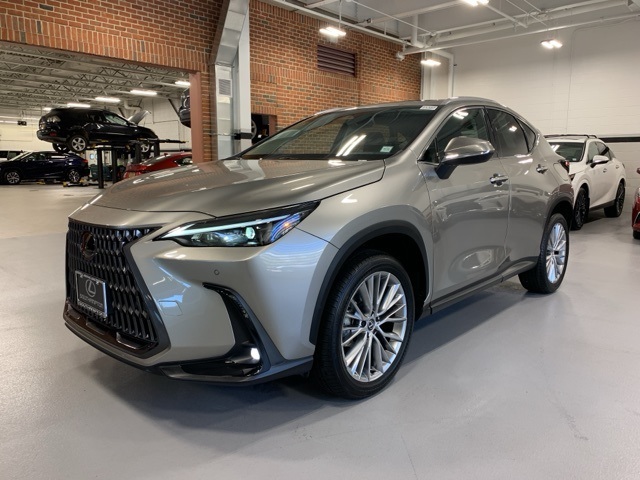 2025 Lexus NX 350 Premium photo 4