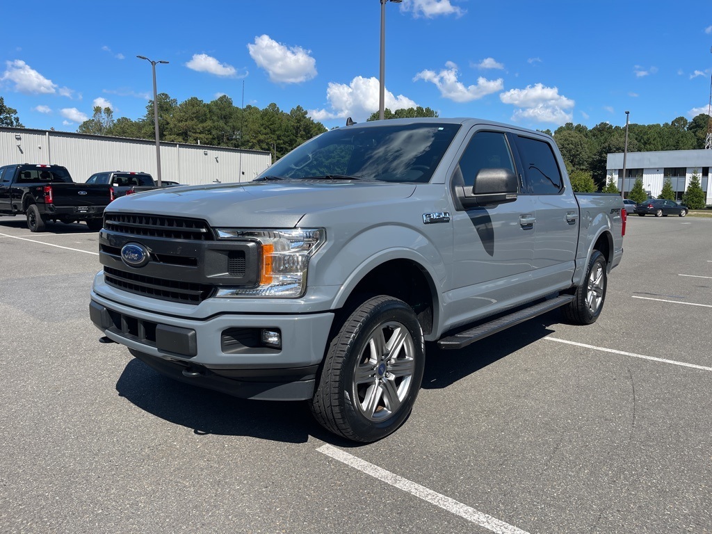 2019 Ford F-150 XLT photo 2