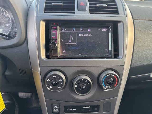 2013 Toyota Corolla S photo 3