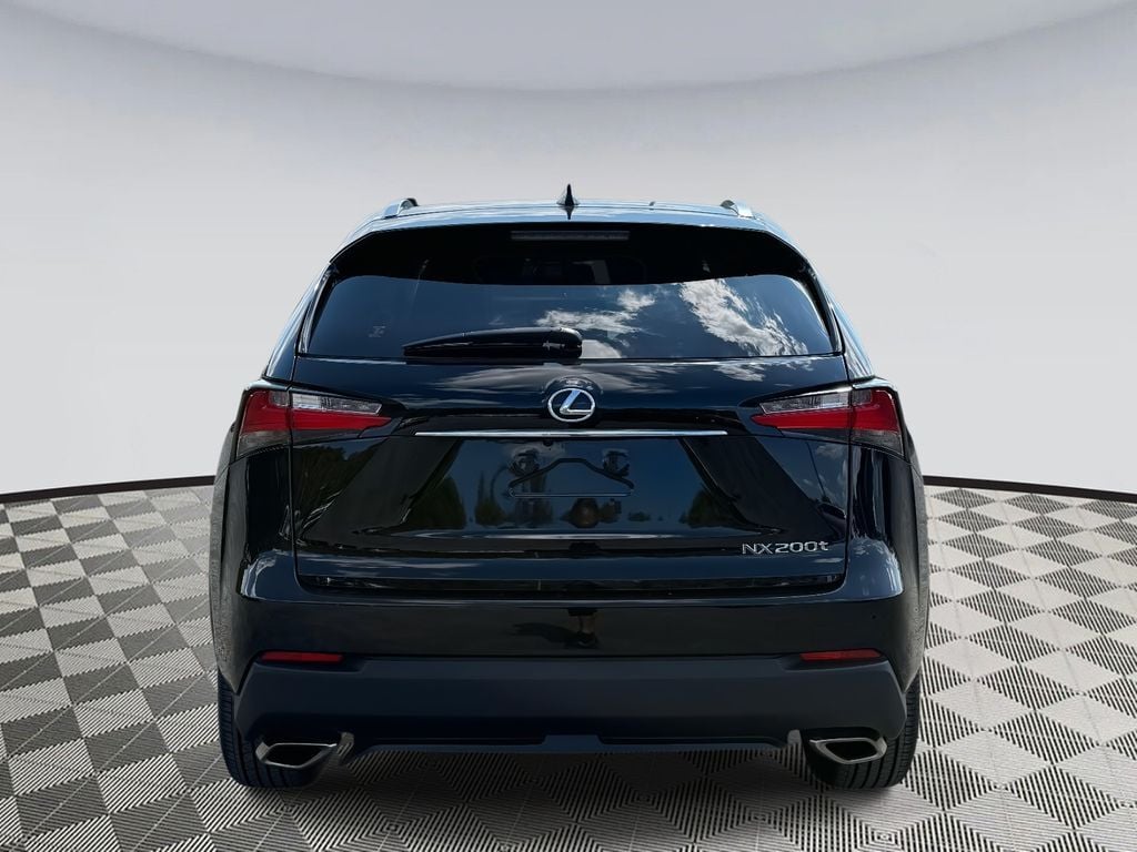 2015 Lexus NX 200t Luxury photo 3