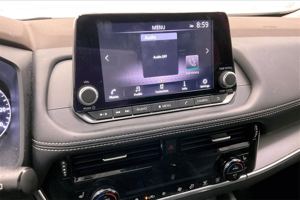 2021 Nissan Rogue SV photo 2