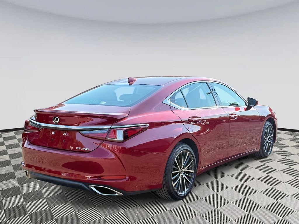 2022 Lexus ES 350 Base photo 2