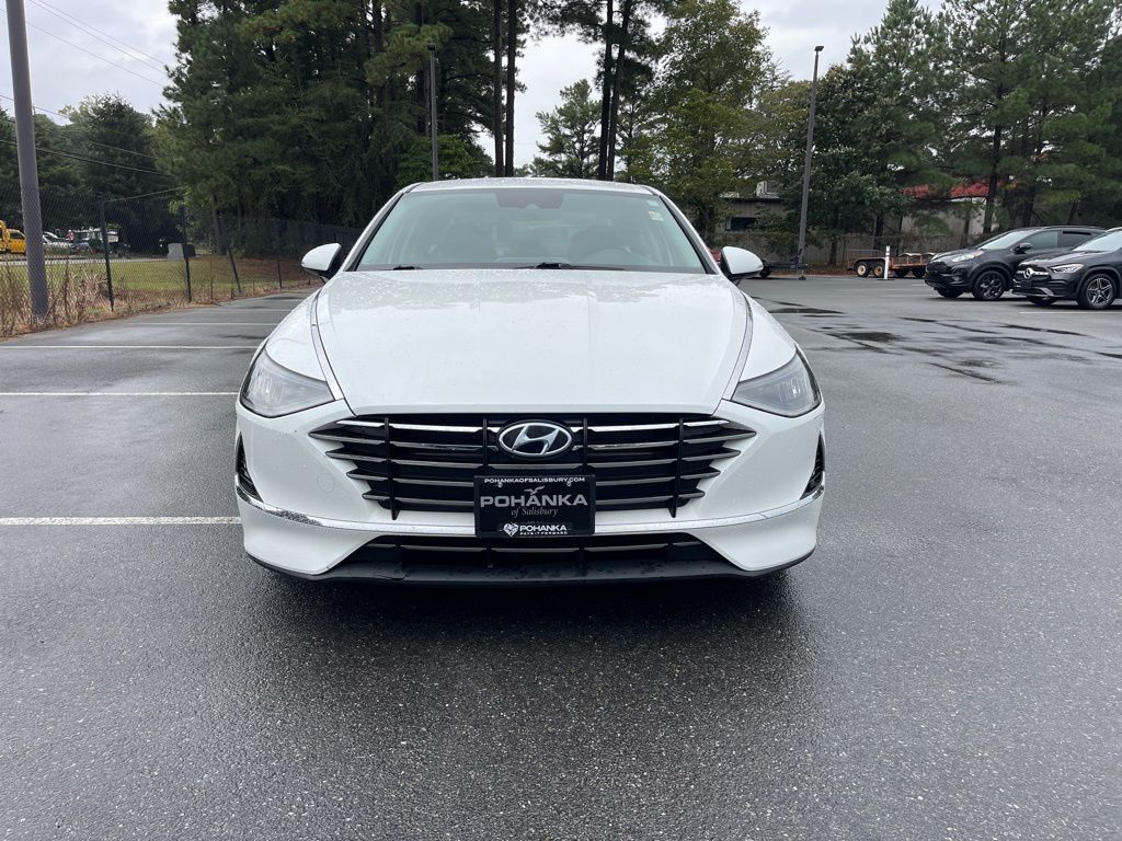 2022 Hyundai Sonata SE photo 3