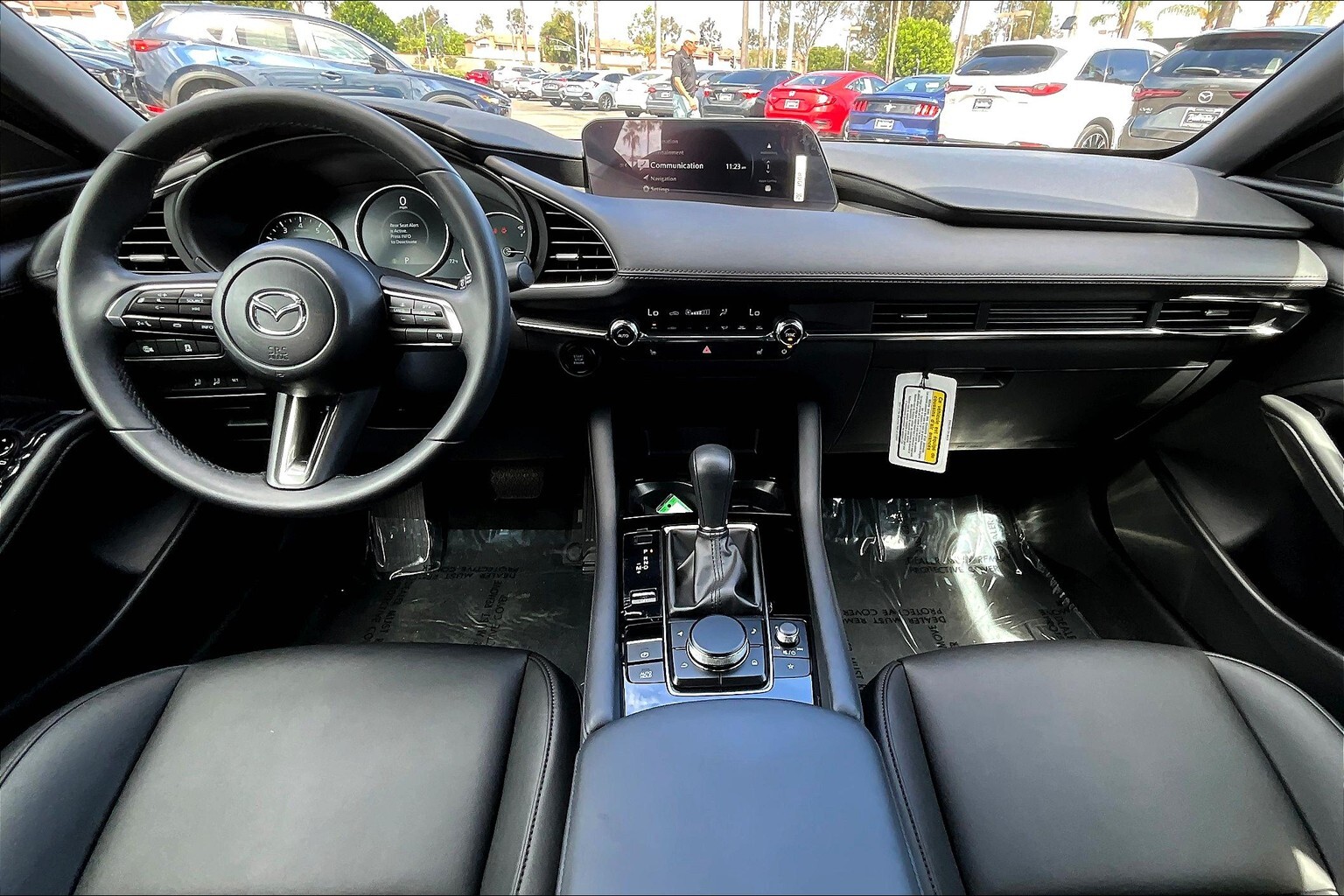 2024 Mazda Mazda3 Hatchback 2.5 s Preferred photo 2