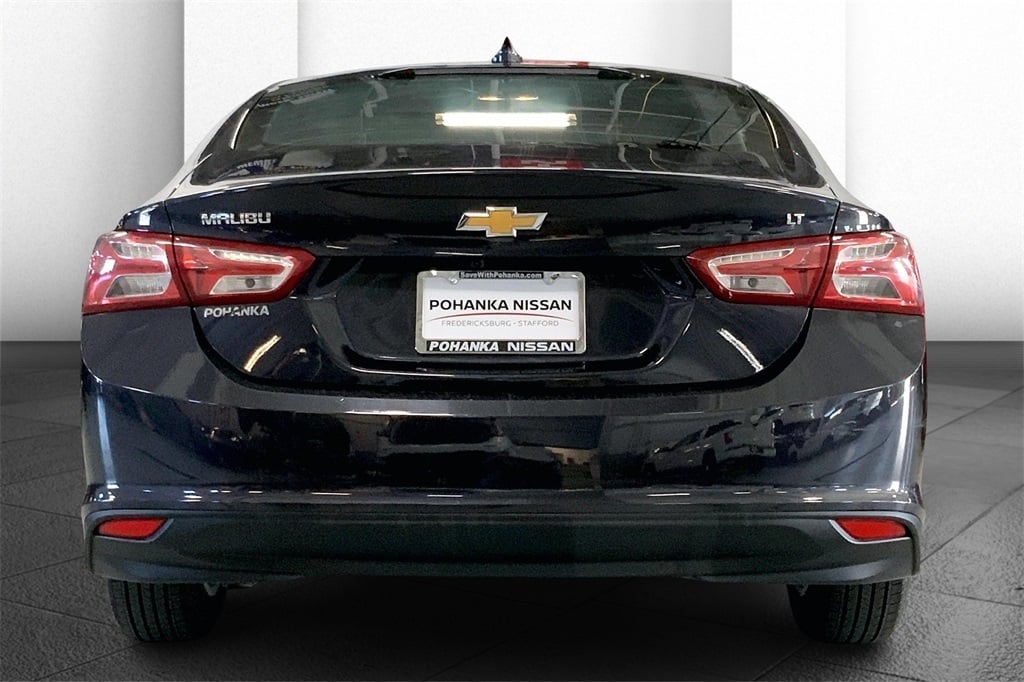 2022 Chevrolet Malibu 1LT photo 3