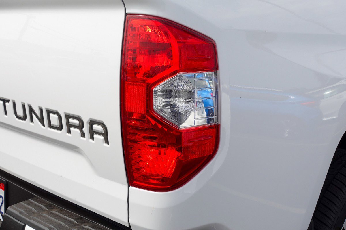 2019 Toyota Tundra Limited CrewMax photo 4