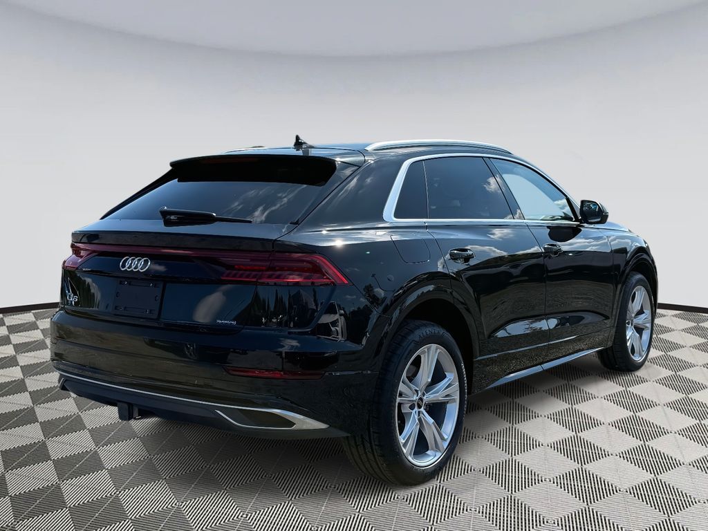 2023 Audi Q8 Premium Plus photo 2