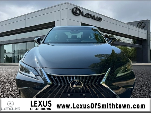 2025 Lexus ES 350 photo 2