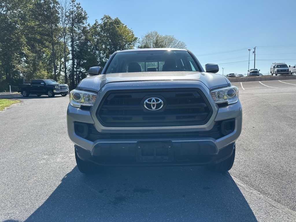 2016 Toyota Tacoma SR photo 2