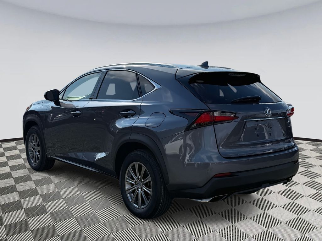 2017 Lexus NX 200t Luxury photo 4