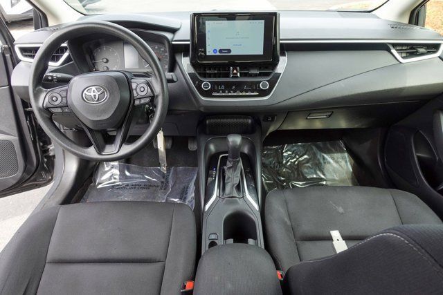 2023 Toyota Corolla LE photo 5