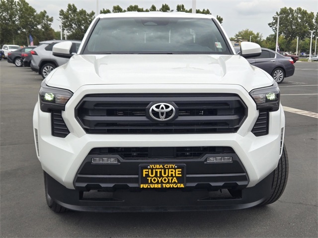 2025 Toyota Tacoma SR5 photo 2