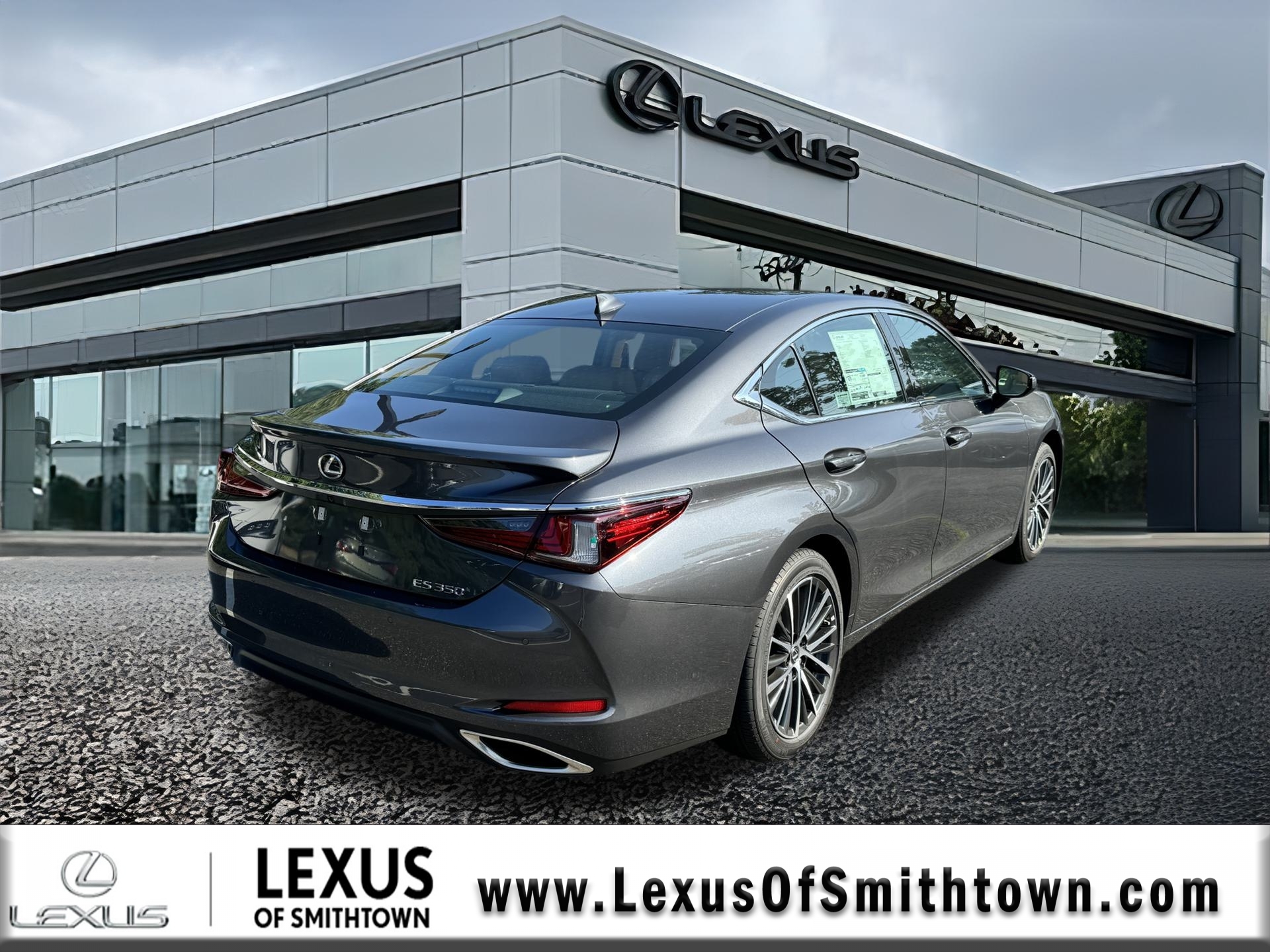 2025 Lexus ES 350 photo 3