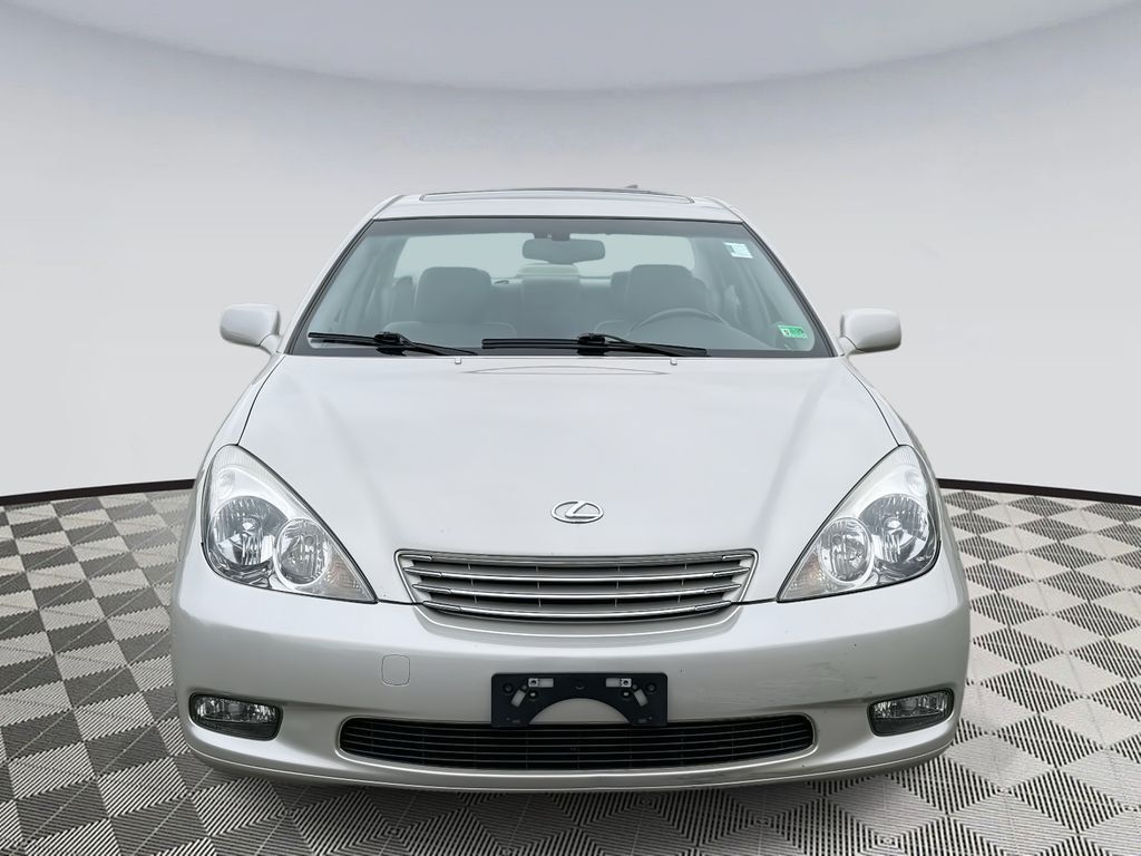 2002 Lexus ES 300 Base photo 3