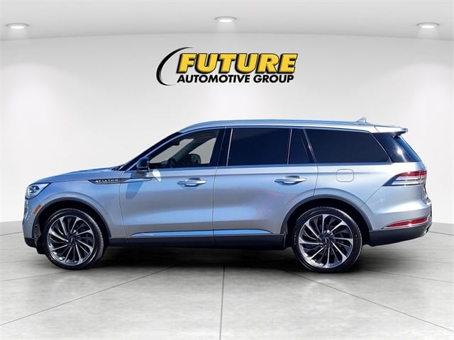 2020 Lincoln Aviator Reserve photo 3