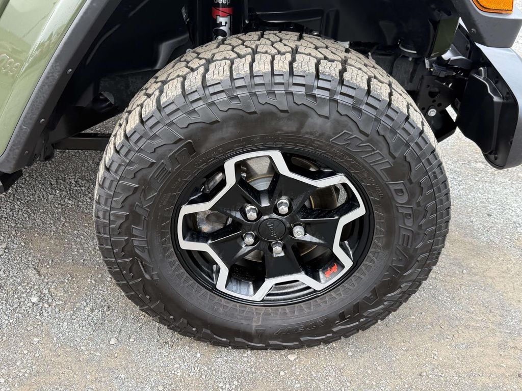 2021 Jeep Gladiator Rubicon photo 7