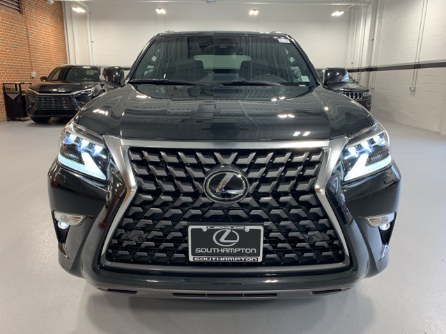 2023 Lexus GX 460 photo 2