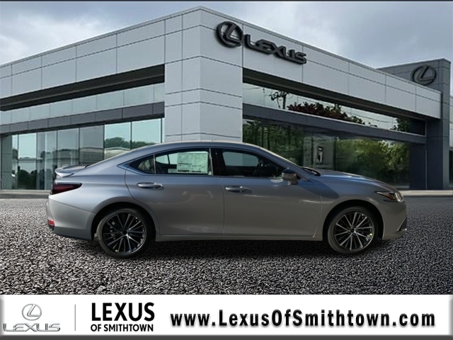 2025 Lexus ES 300 photo 3