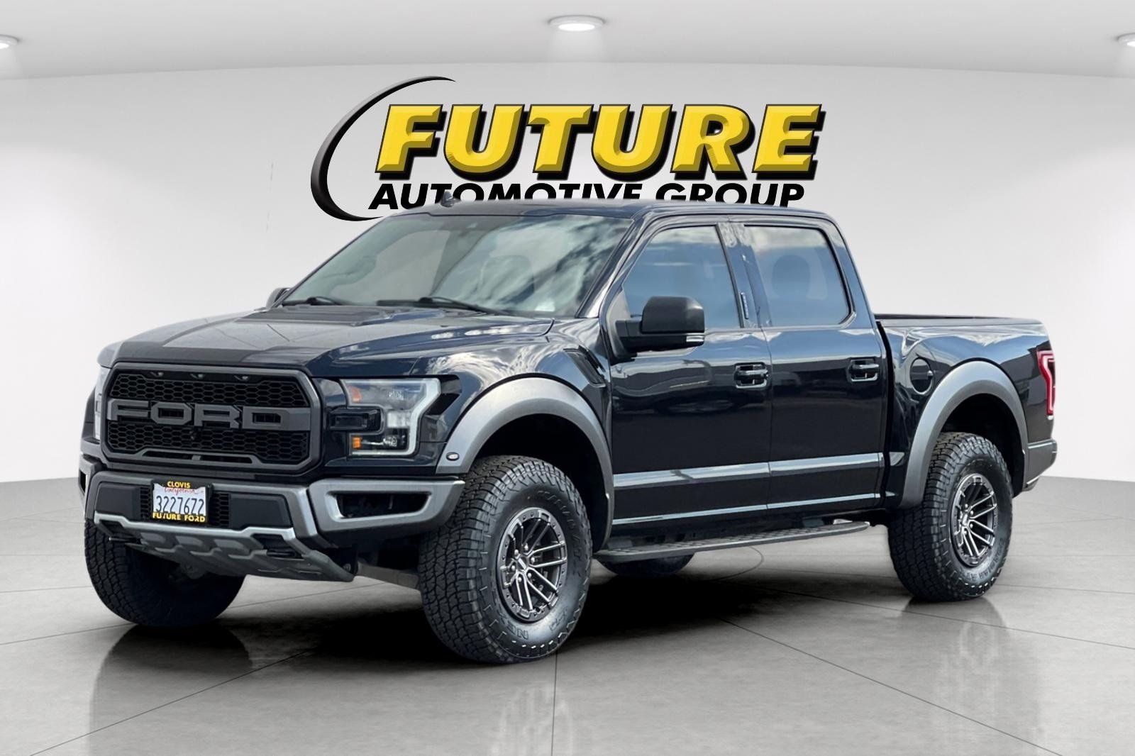 2020 Ford F-150 Raptor photo 3