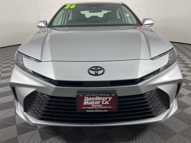2026 Toyota Camry LE photo 2