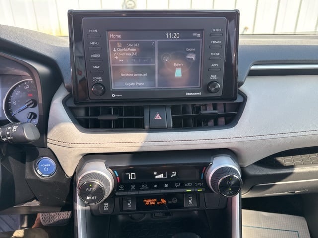 2020 Toyota RAV4 Hybrid XLE photo 2