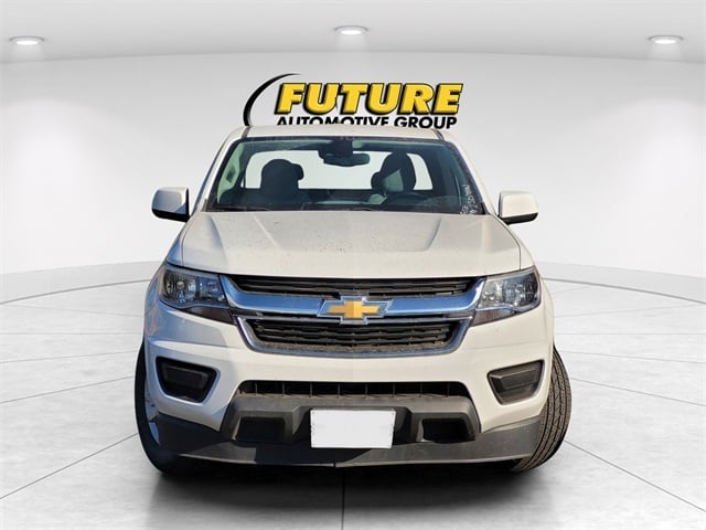 2020 Chevrolet Colorado LT photo 2