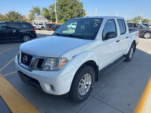 2016 Nissan Frontier SV photo 3