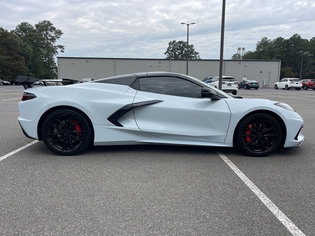 2023 Chevrolet Corvette Stingray 3LT photo 3