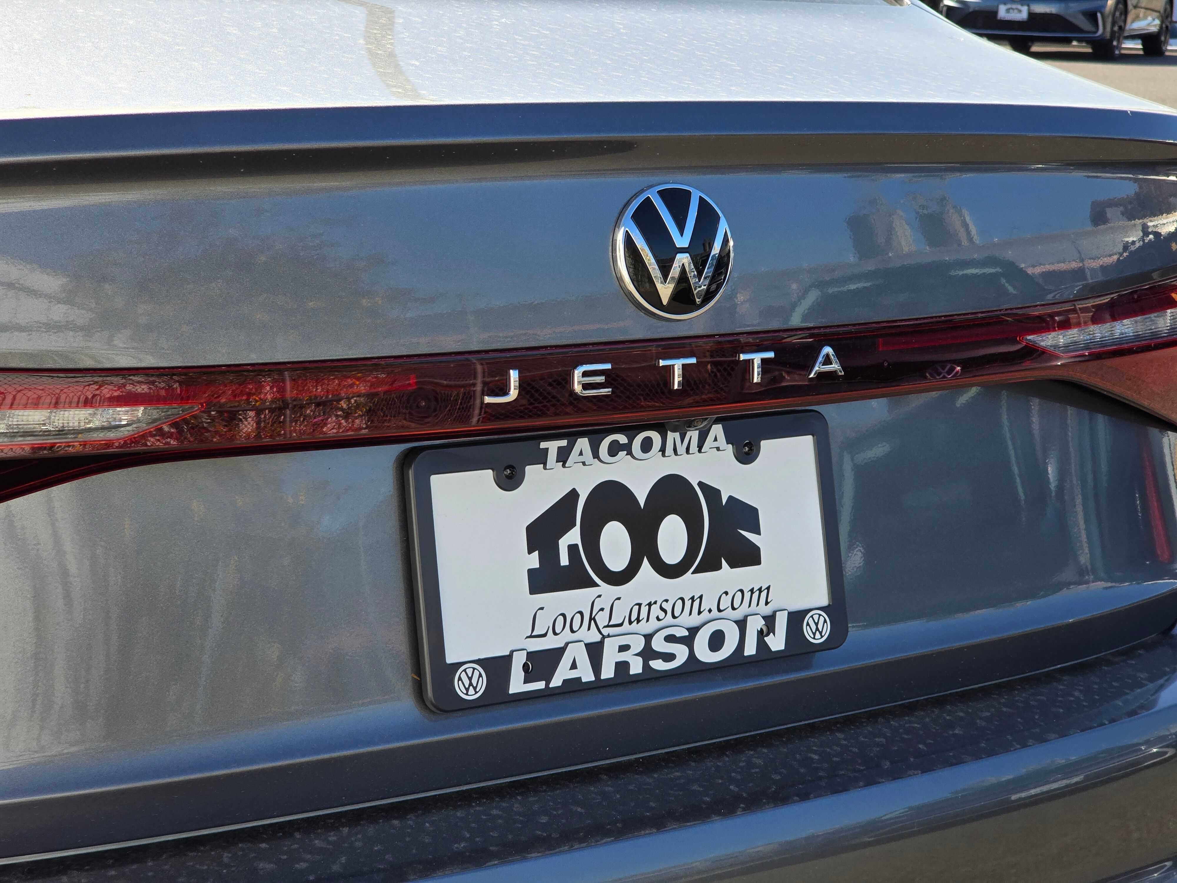 2025 Volkswagen Jetta Sport photo 2