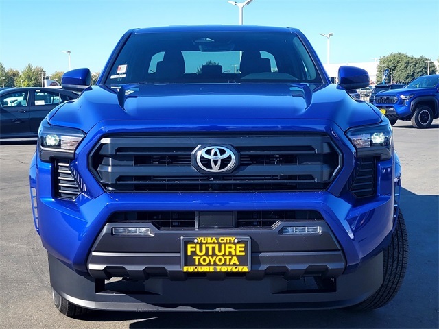 2025 Toyota Tacoma SR5 photo 2