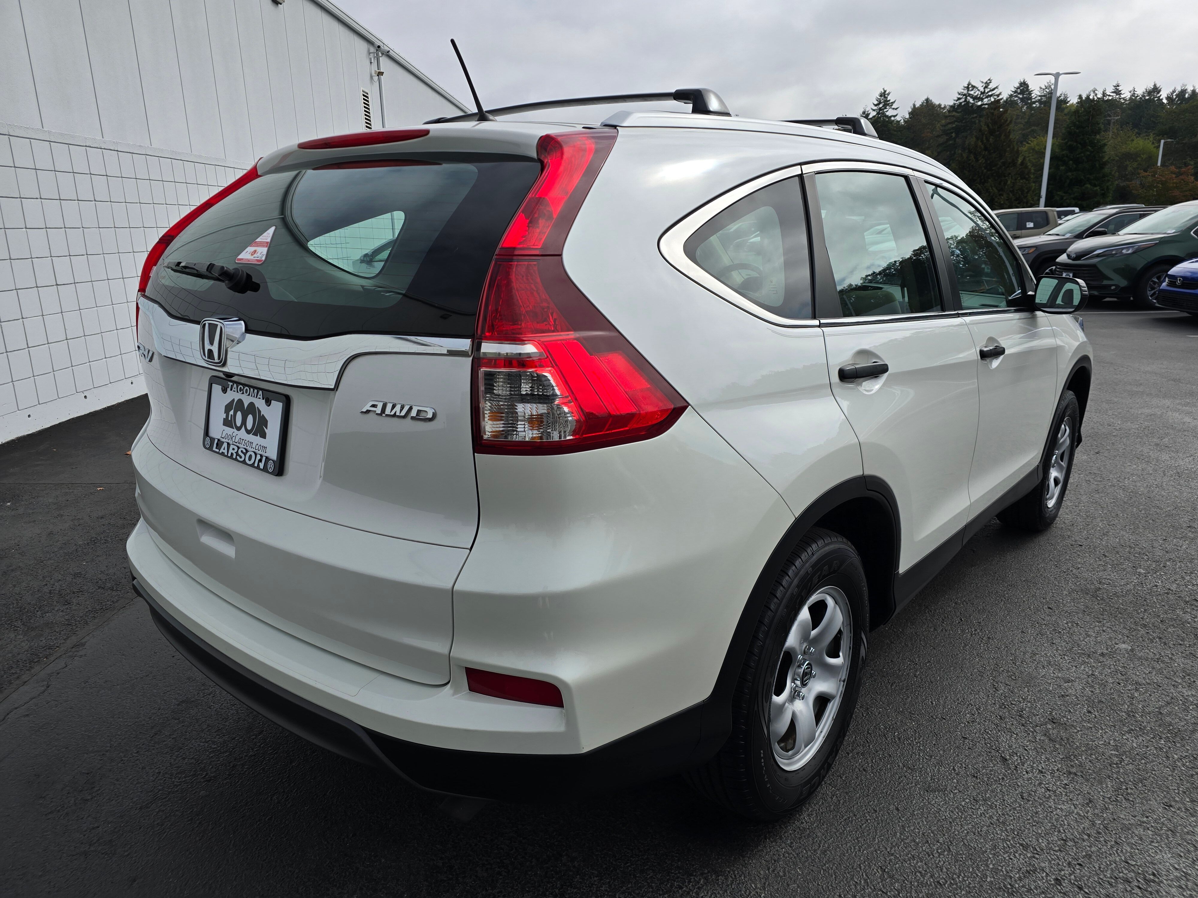 2016 Honda CR-V LX photo 2